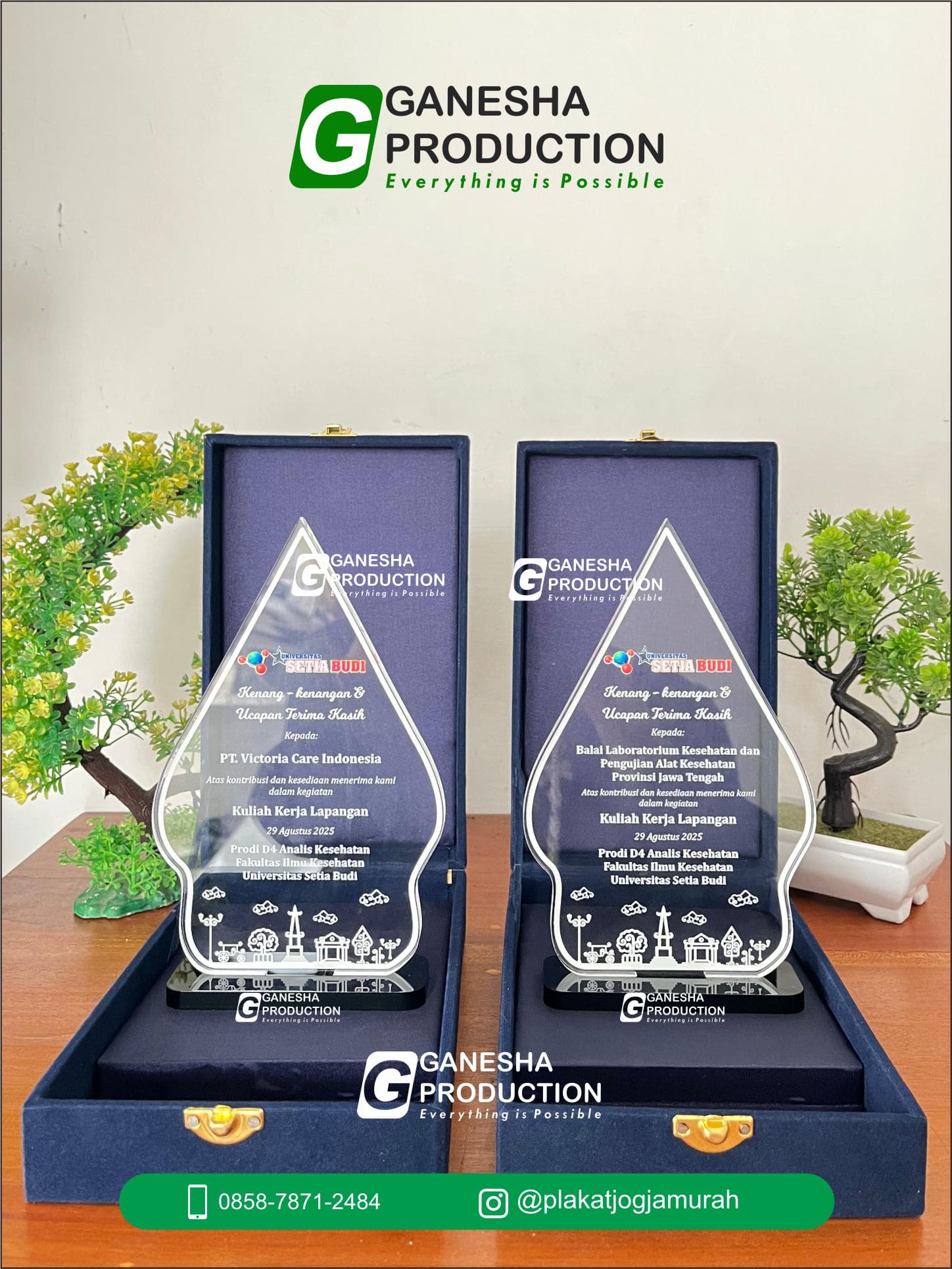 Plakat Akrilik Gunungan Custom Universitas Setia Budi