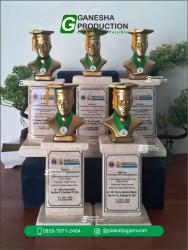 PLAKAT WISUDA MARMER GOLD